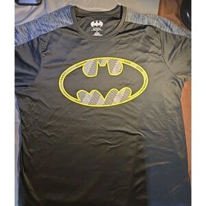 Batman Shirt Mens 2XL Black Gray Short Sleeve Logo Tee Superhero Comic Book‎